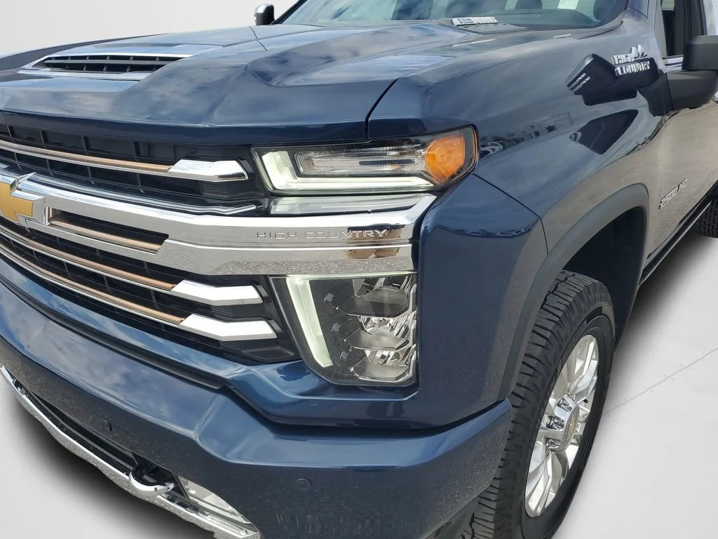 Used 2023 Northsky Blue Metallic Chevrolet High Country image 27
