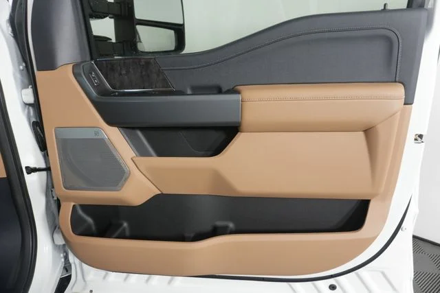 New 2026 Star White Metallic Tri-Coat Ford F-350® Lariat® image 39