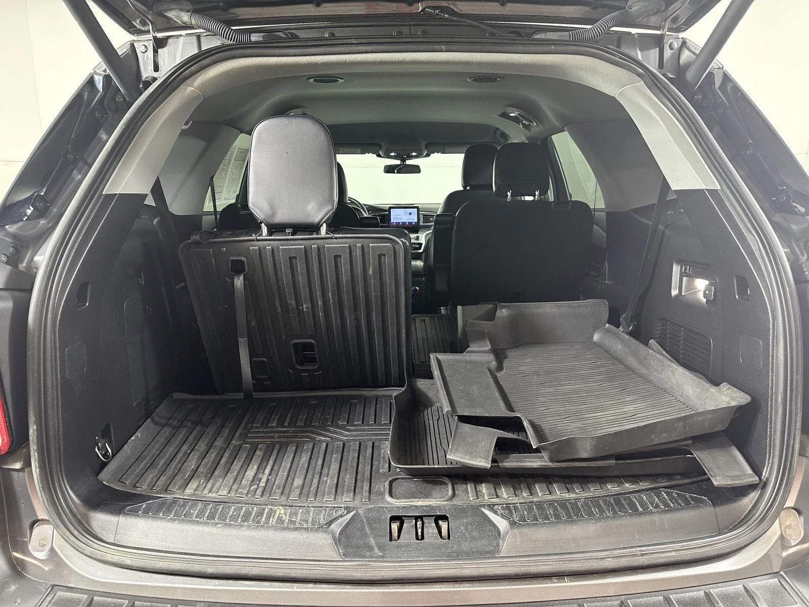 Used 2021 Carbonized Gray Ford XLT image 13