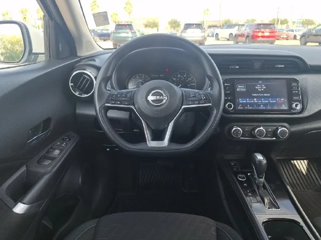 Used 2024 Gray Nissan SV image 14