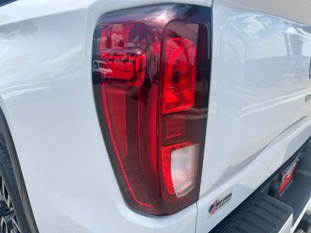 Used 2024 Summit White GMC Elevation image 7