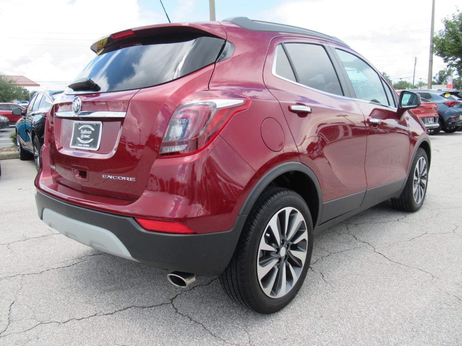 Used 2022  Buick Preferred image 7