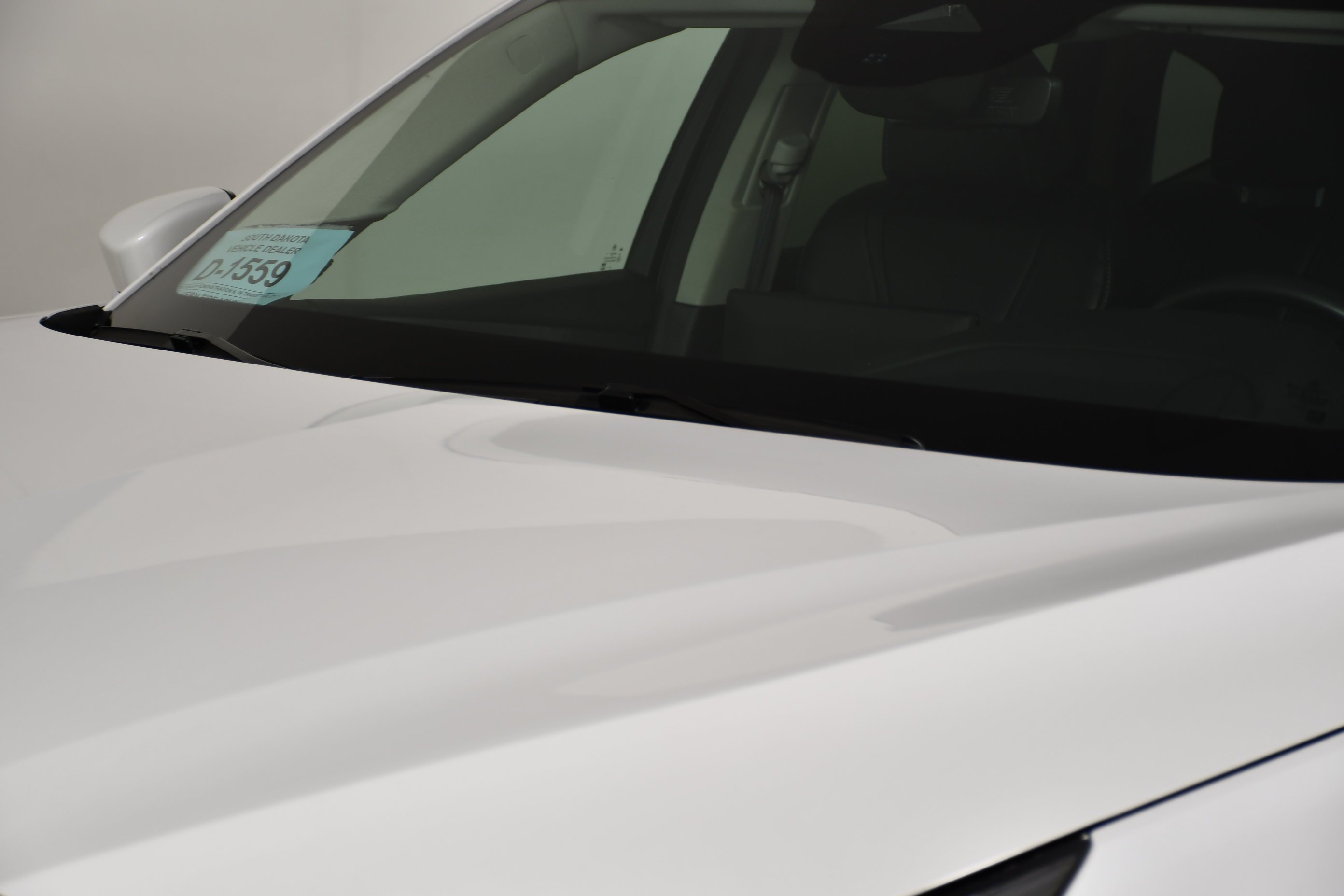 Certified Used 2025 Platinum White Pearl Acura w/Technology Package image 12