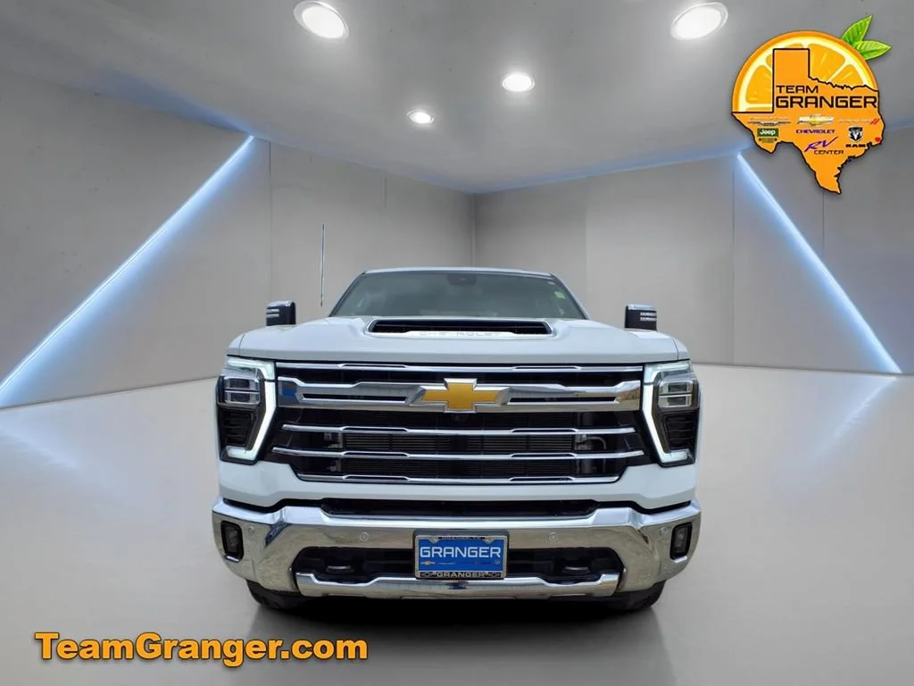 2024 Chevrolet Silverado 2500HD LTZ - Photo 7