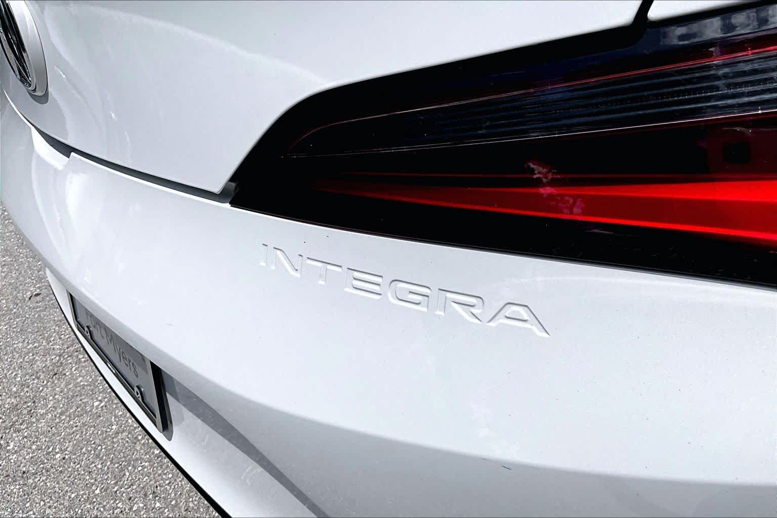 Used 2024 Platinum White Pearl Acura w/A-Spec Package image 10