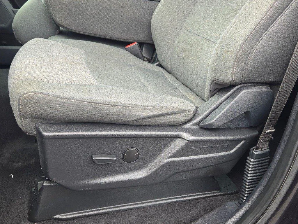 Used 2023 Agate Black Ford XLT image 21