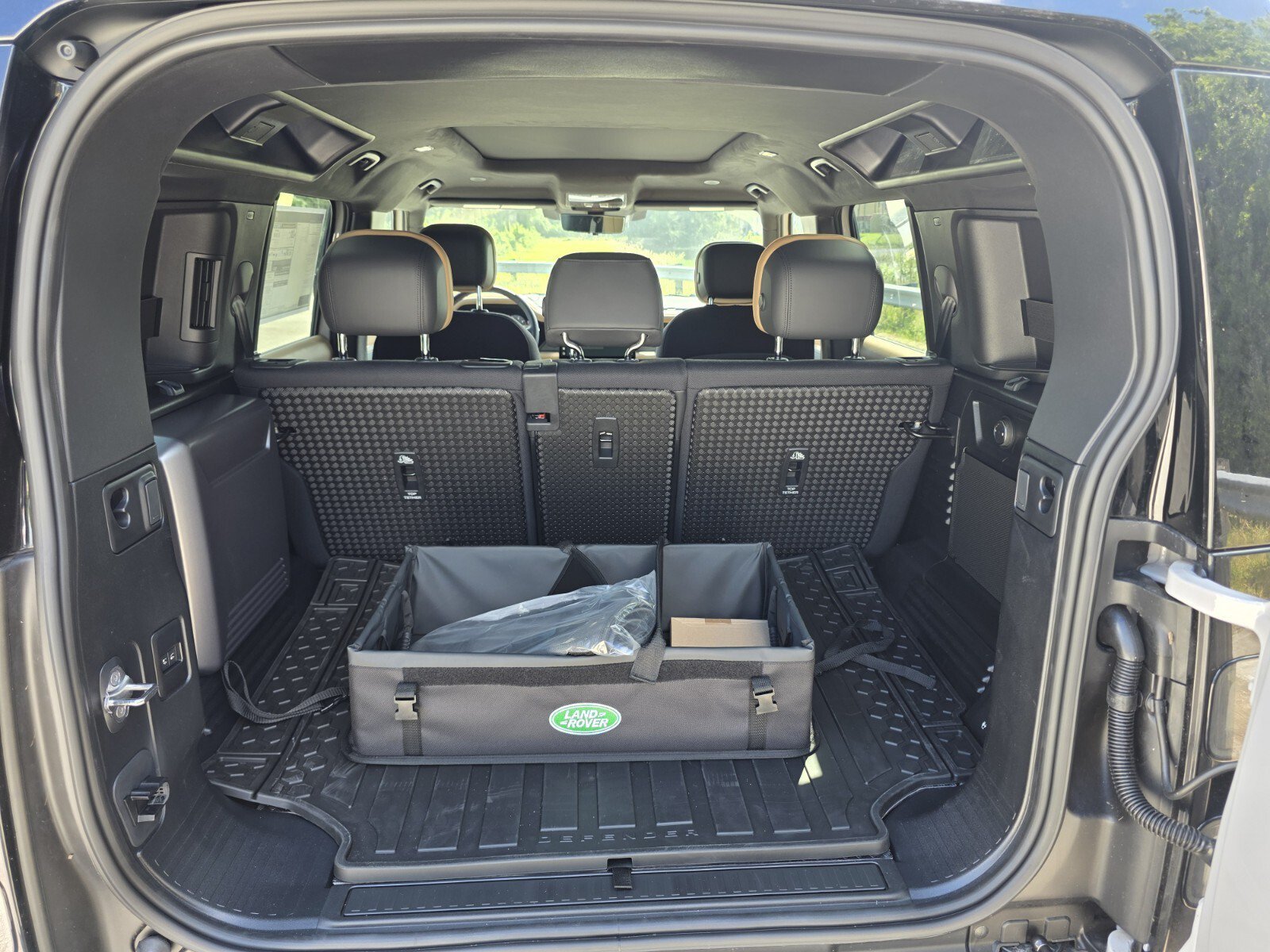 New 2026 Borasco Grey Land Rover P400 X image 14