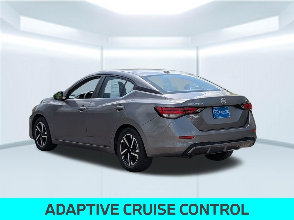 Used 2024 Gray Nissan SV image 5