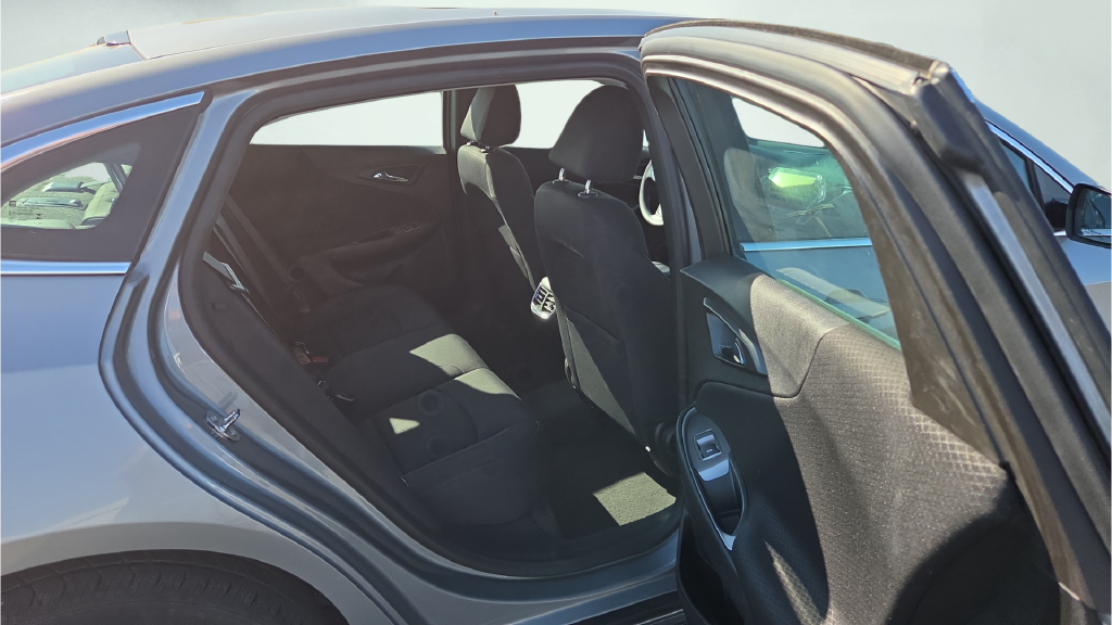 Used 2023 Gray Chevrolet LT image 31