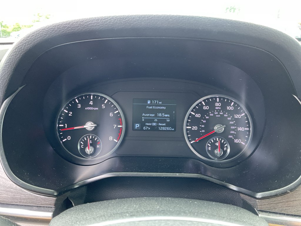 Used 2020 Snow White Pearl Kia EX image 19