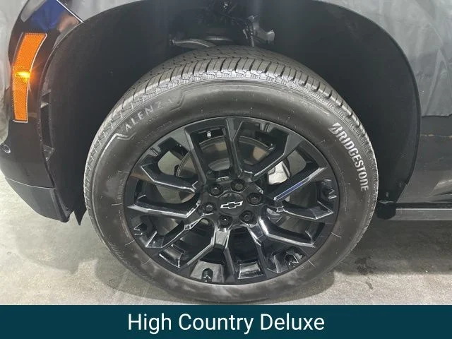Used 2025 Black Chevrolet High Country image 9