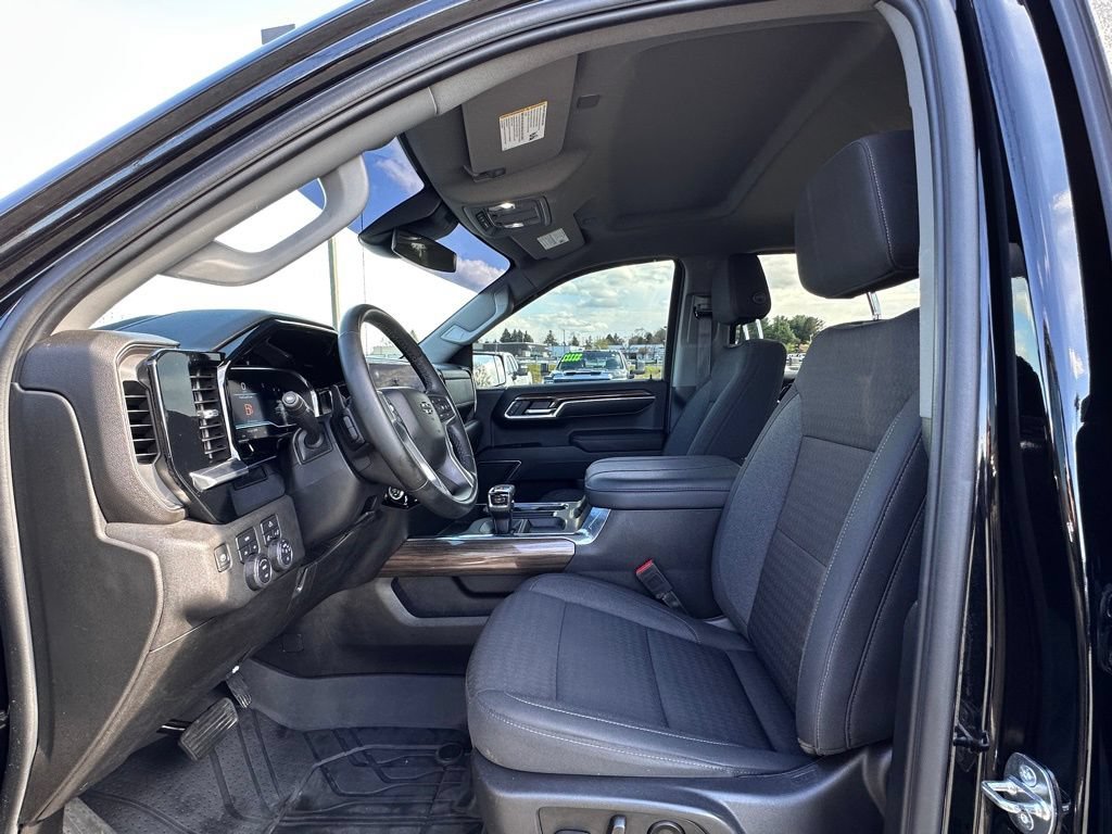 Used 2023 Black Chevrolet RST image 20