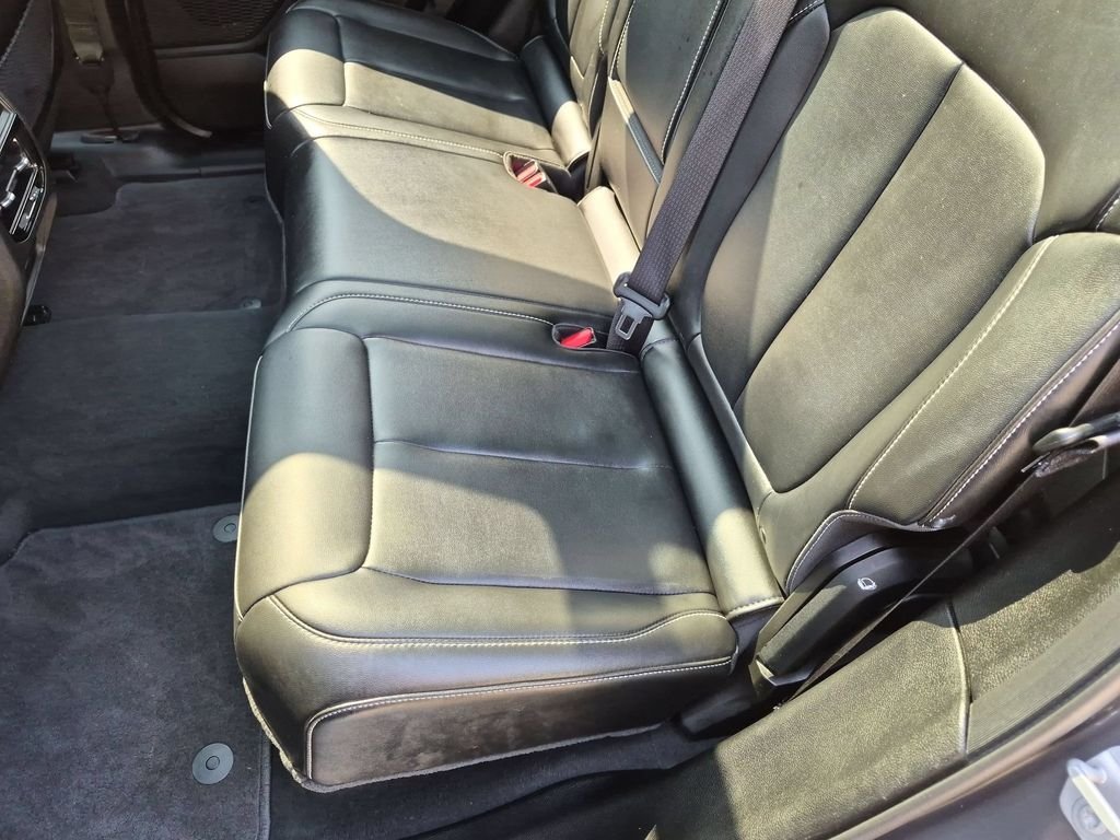 Used 2025 Gray Jeep Limited image 25