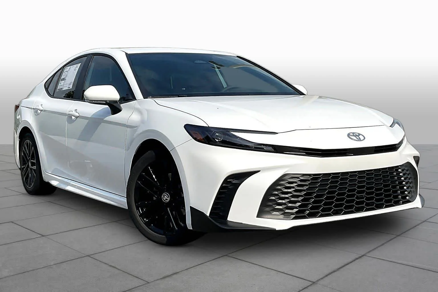 New 2026 Ice Cap Toyota SE image 2