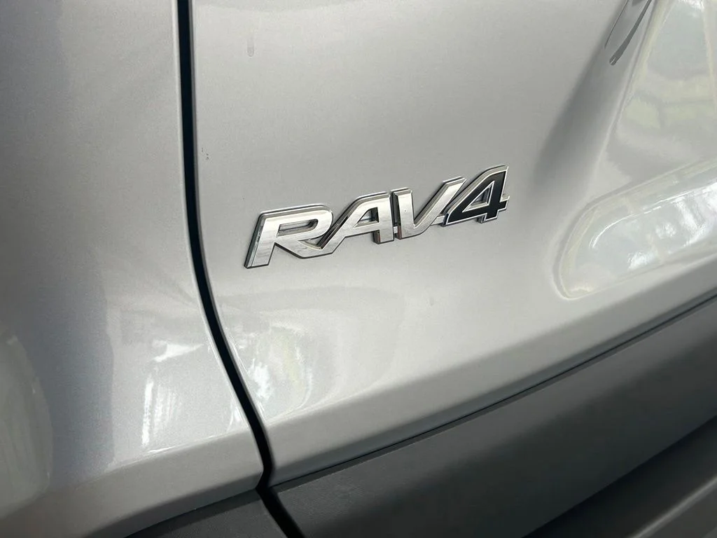 Used 2025 Silver Toyota XLE image 14