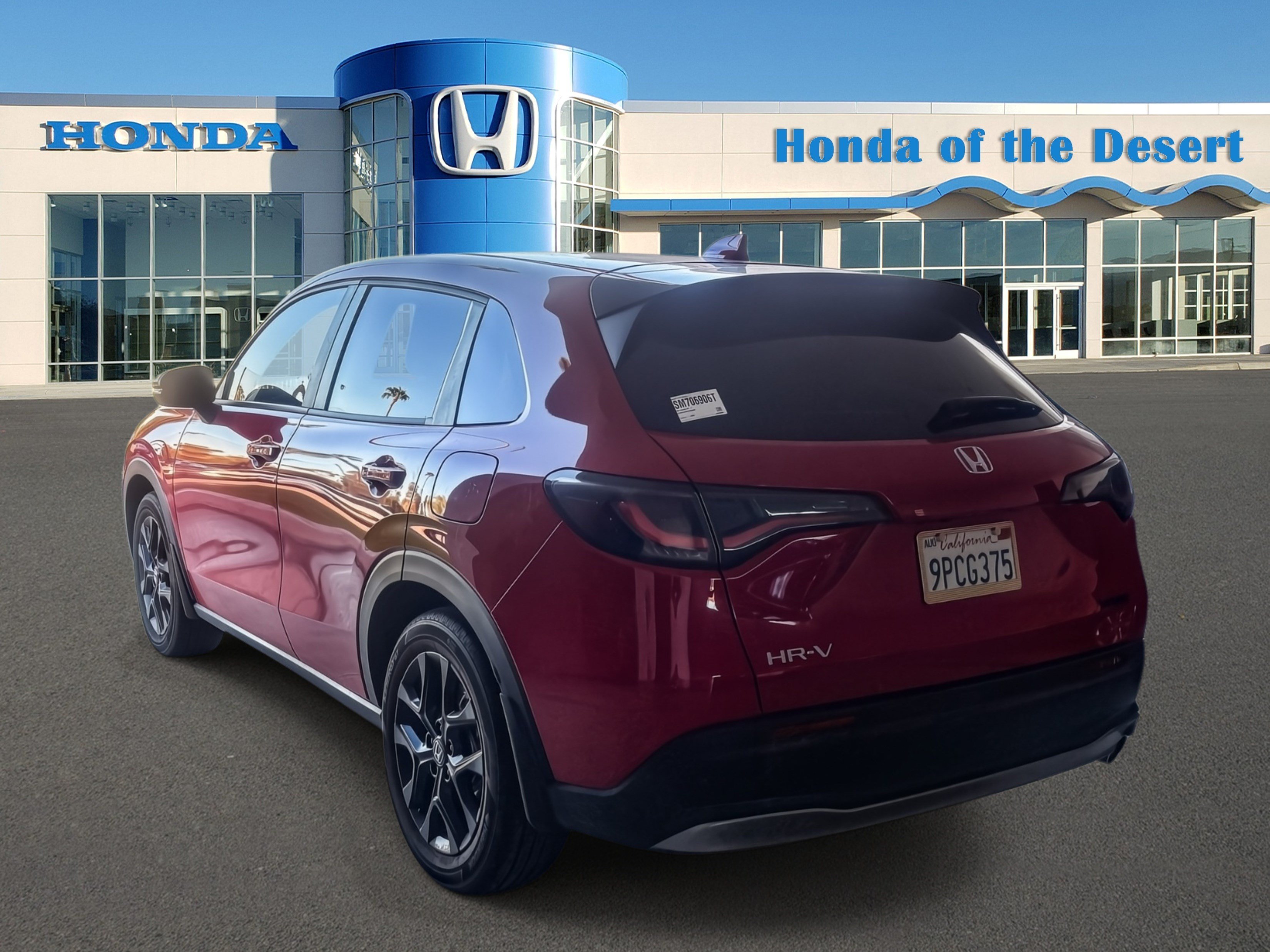 Used 2025 Milano Red Honda Sport image 4