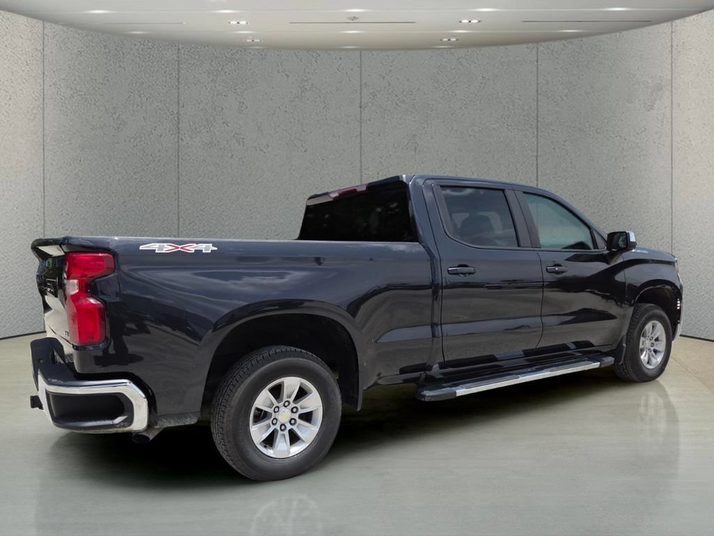 Used 2023 Dark Ash Metallic Chevrolet LT image 3