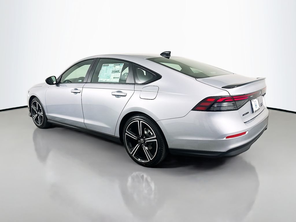 New 2026 Solar Silver Metallic Honda Sport Hybrid image 7