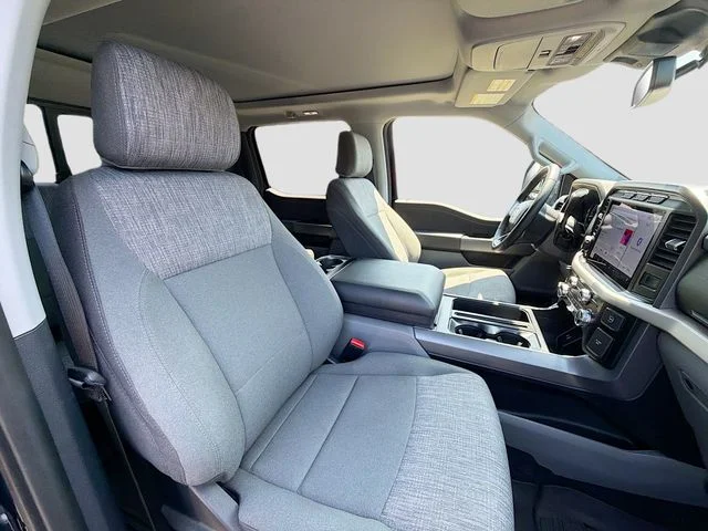 Used 2023 Blue Ford XLT image 27