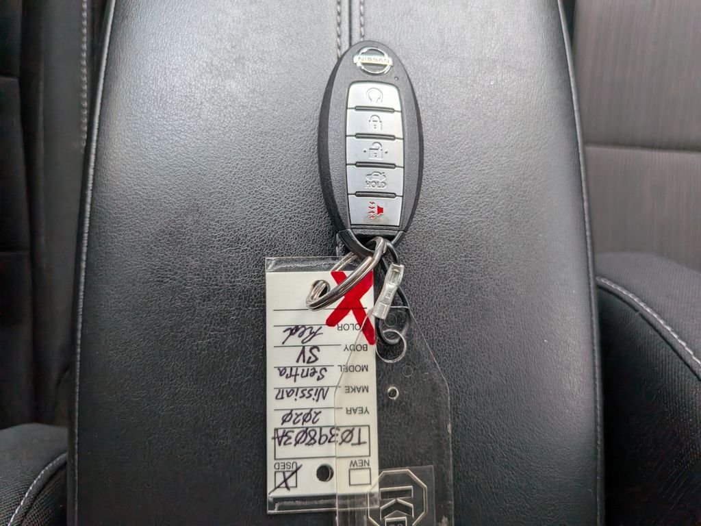 Used 2020 Red Nissan SV image 31