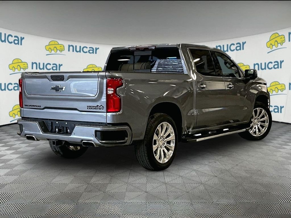 Used 2022 Gray Chevrolet High Country image 6