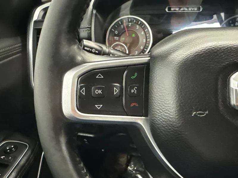 Used 2020 Silver Ram Laramie image 22