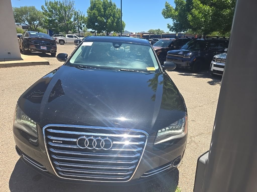 Used 2014  Audi 4.0T image 11