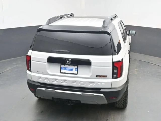 Certified Used 2026 Platinum White Pearl Honda TrailSport image 98