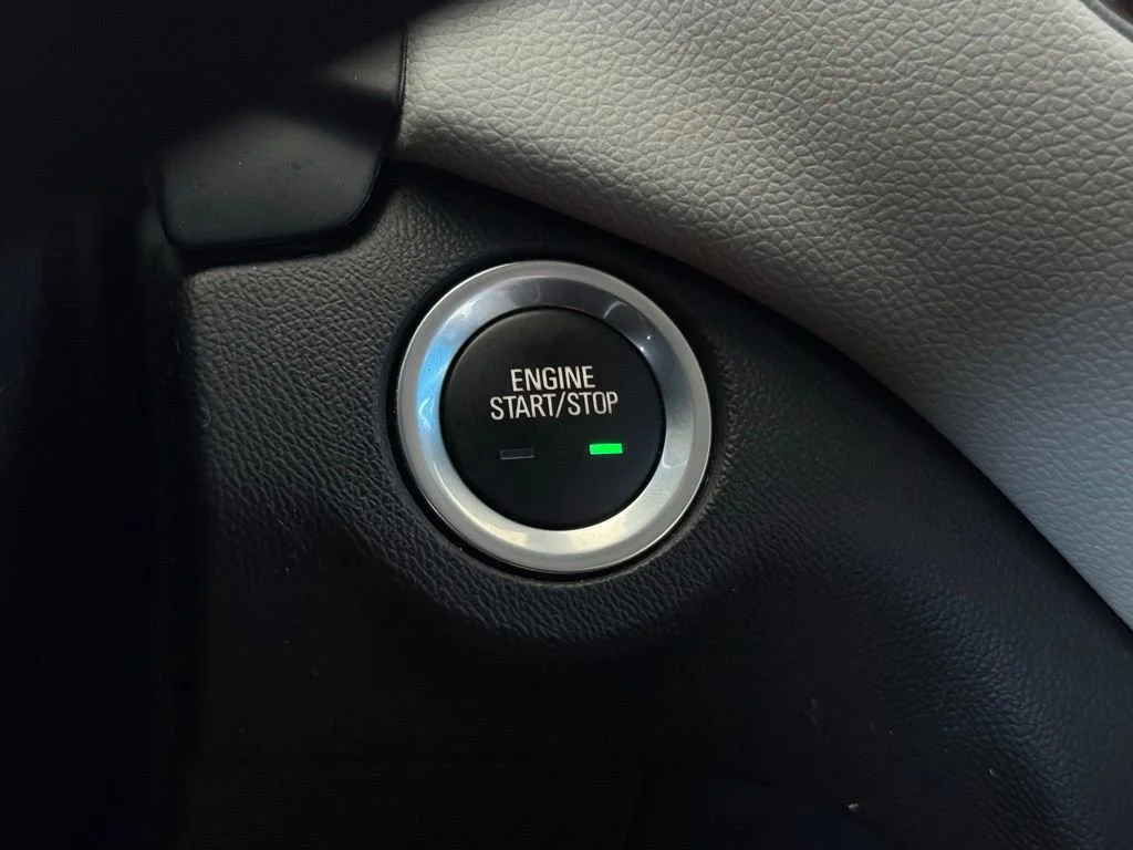 Used 2021 SUMMIT WHITE Chevrolet LS image 32