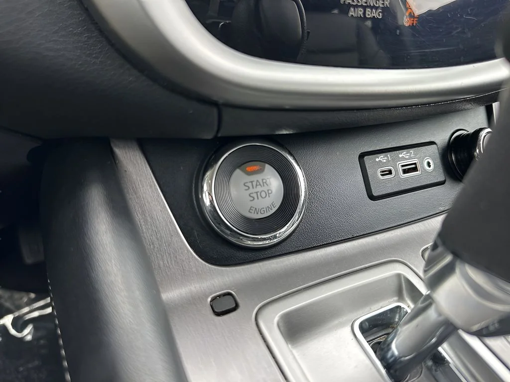 Used 2024 White Nissan SV image 21
