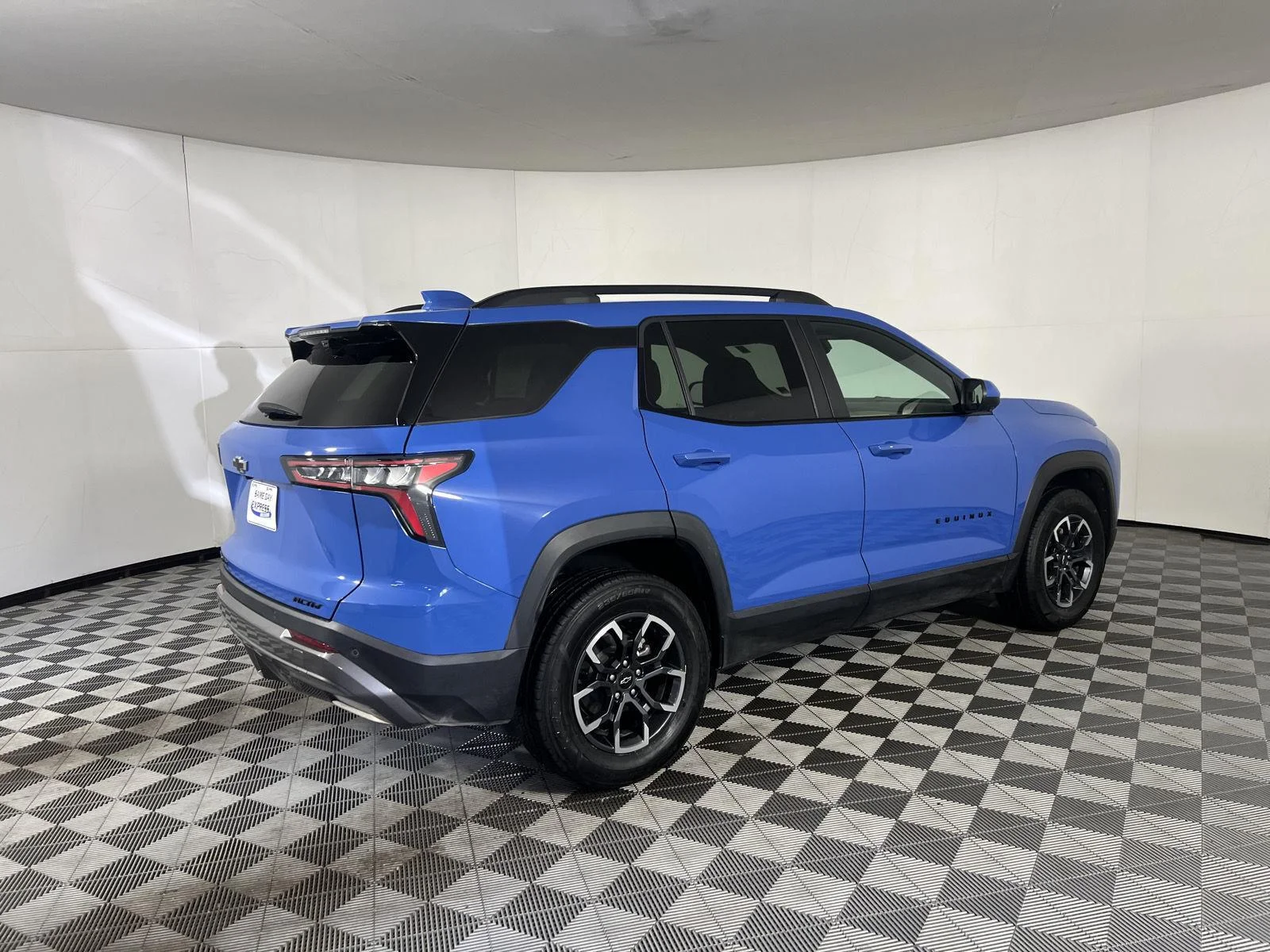 Used 2025 Reef Blue Metallic Chevrolet ACTIV image 31
