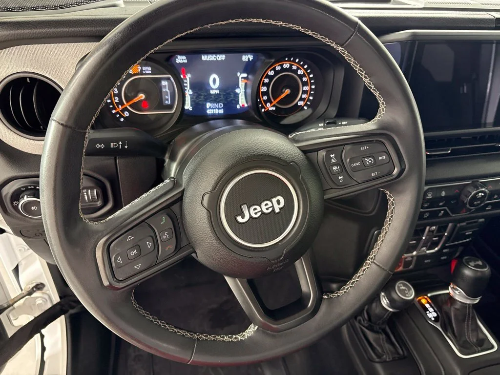Used 2025 White Jeep Willys image 30