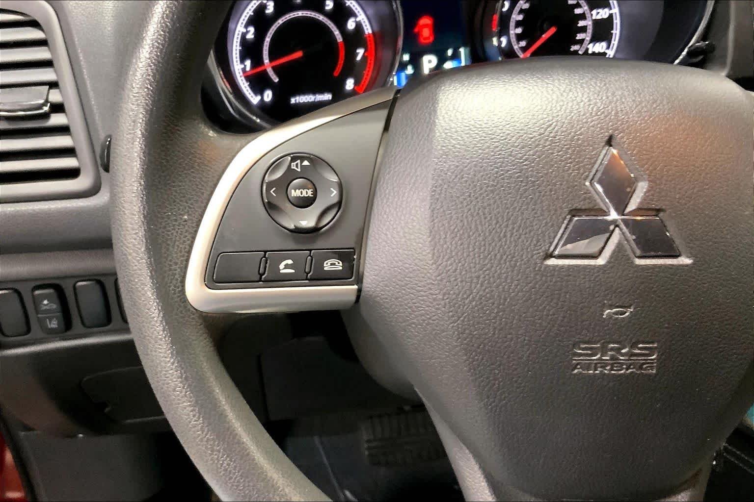 Used 2022 Red Diamond Mitsubishi ES image 24