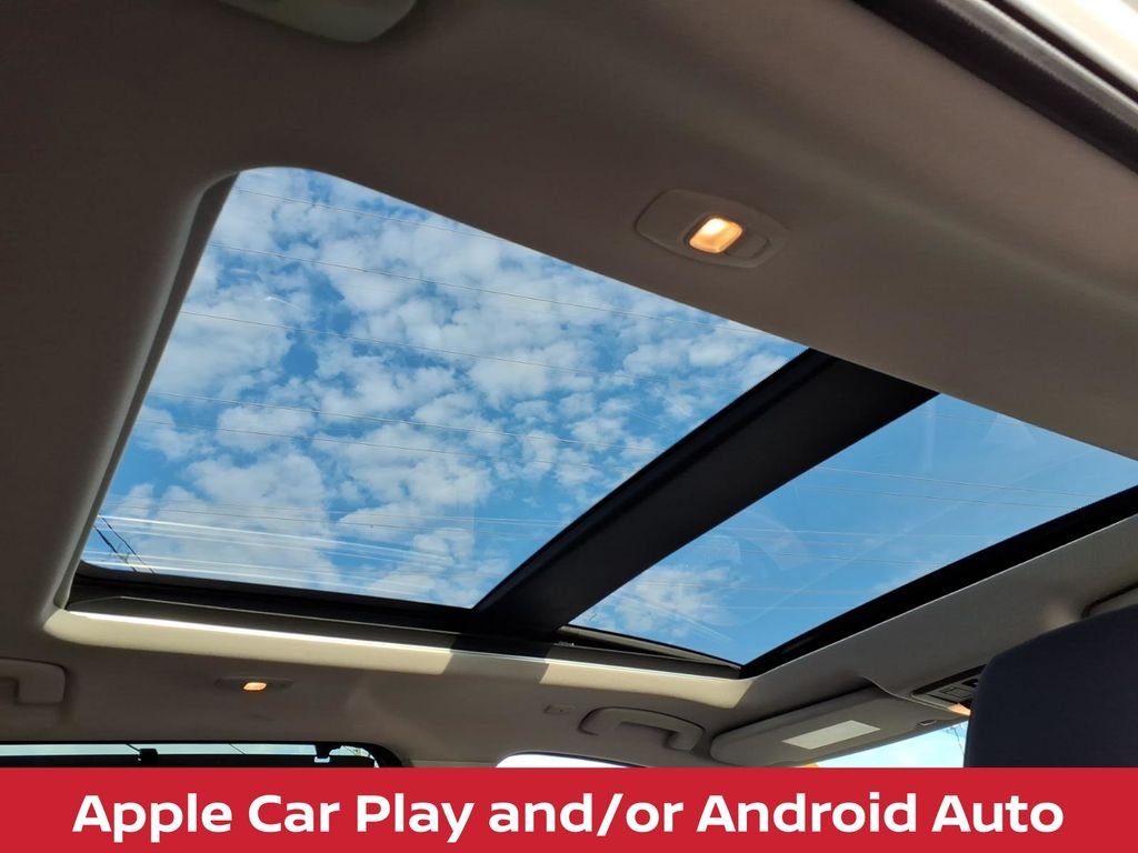 Used 2023 Brilliant Silver Metallic Nissan SV PREMIUM W/PANORAMIC SUNROOF image 4