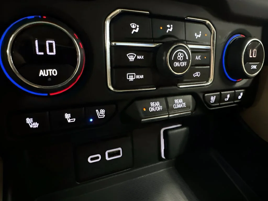 2023 Chevrolet Tahoe Premier - Photo 29
