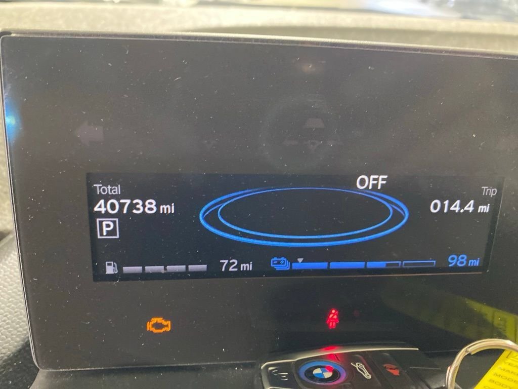 Certified Used 2020 Fluid Black w/BMW i Frozen Blue Accent BMW 120Ah w/Range Extender image 9
