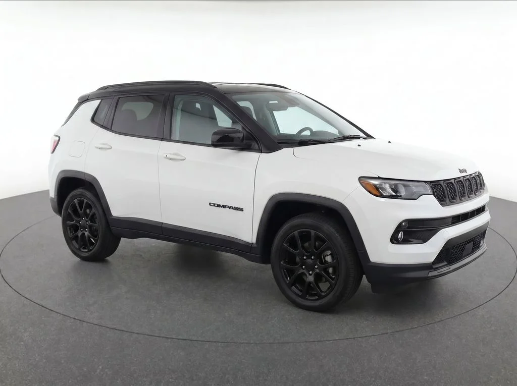 Used 2023 White Jeep Altitude image 2