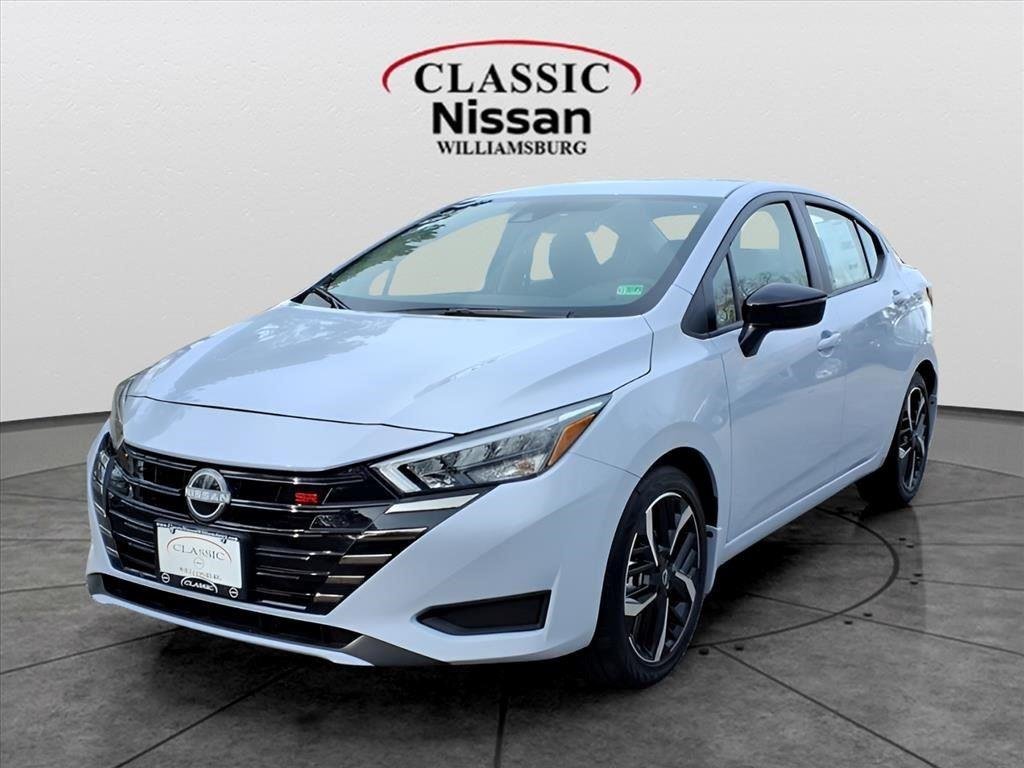 2025 Nissan Versa 1.6 SR CVT's photo