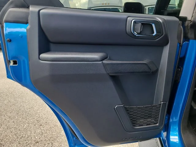 Used 2025 Blue Ford Badlands image 10
