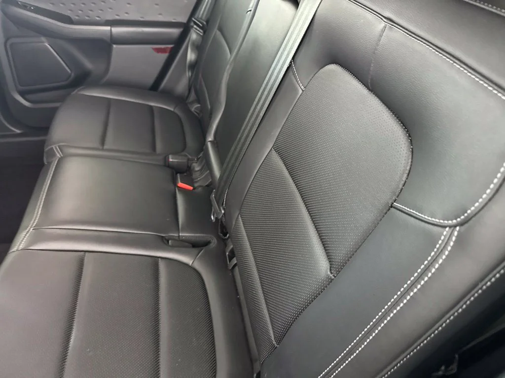 Used 2020 Gray Ford SEL image 27