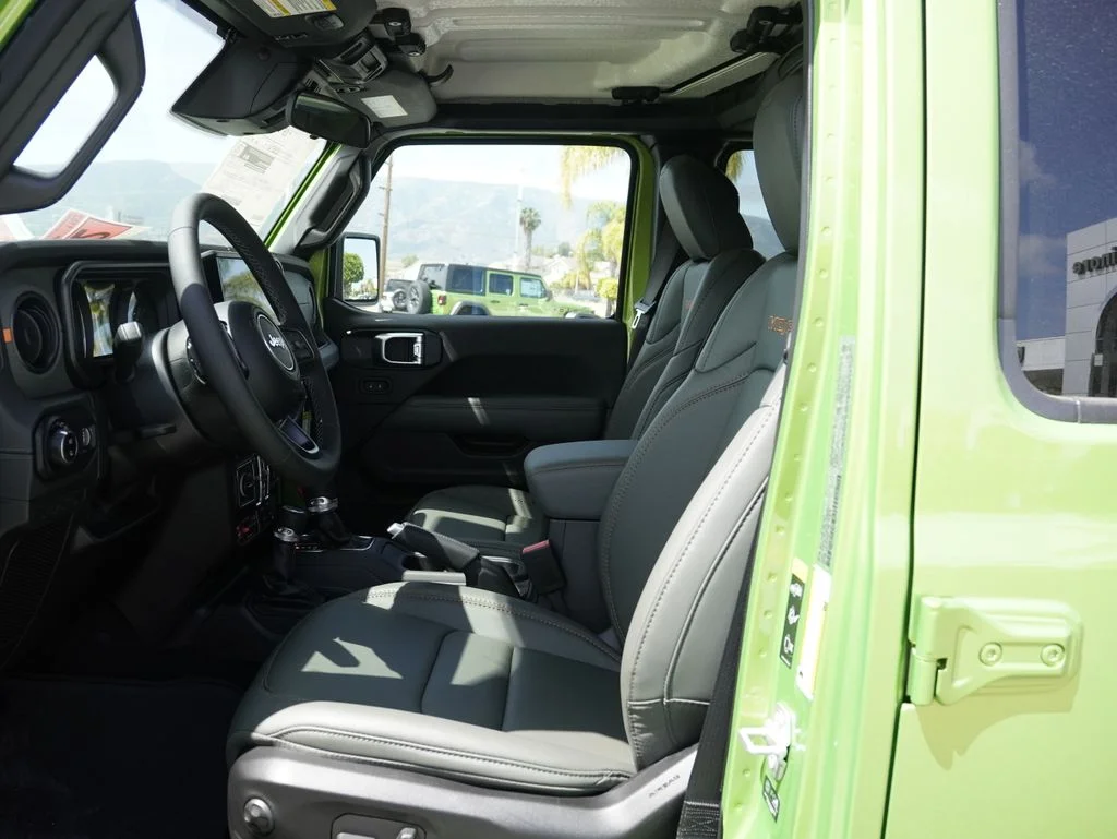 New 2026 Mojito Exterior Paint Jeep Mojave image 17