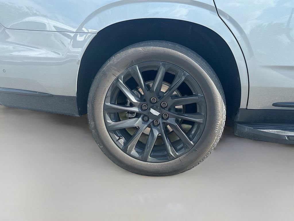 Used 2024 Silver Cadillac Sport Platinum image 11