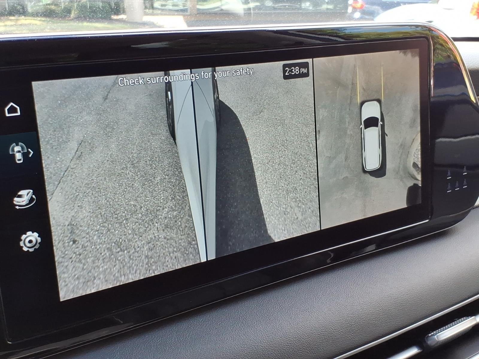 Used 2024 Hyper White Hyundai SEL 7P image 20