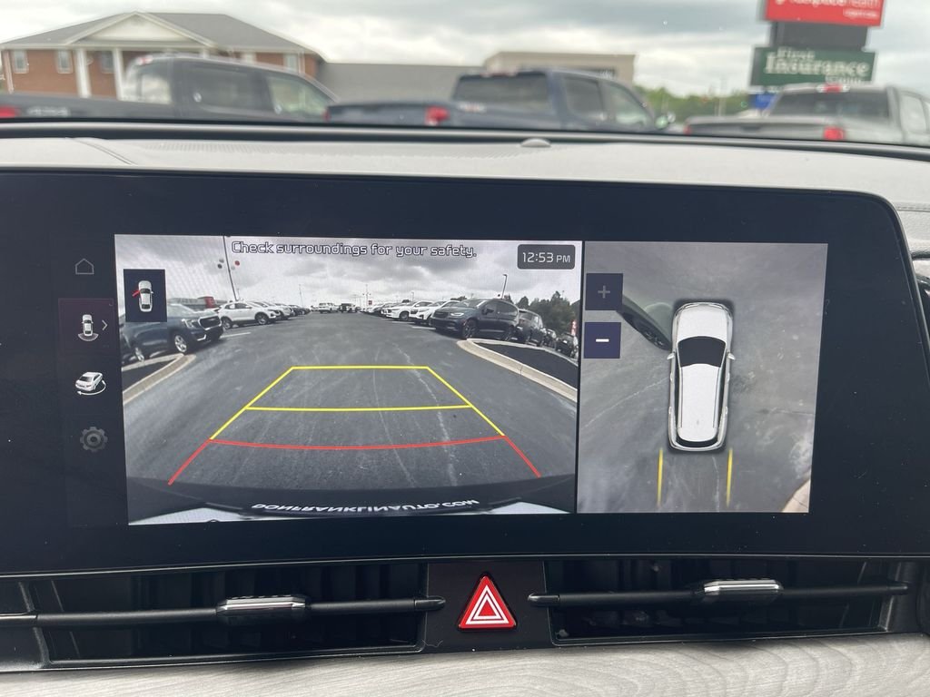 Used 2024 Green Kia X-Pro Prestige image 21