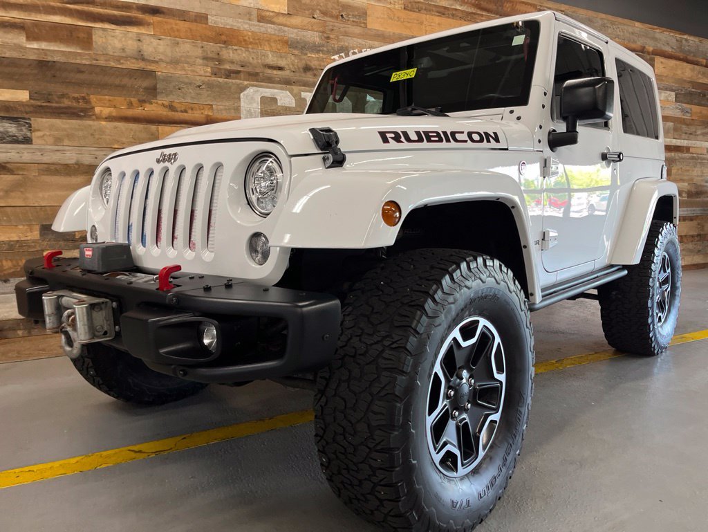 Used 2017 Bright White Clearcoat Jeep Rubicon image 11
