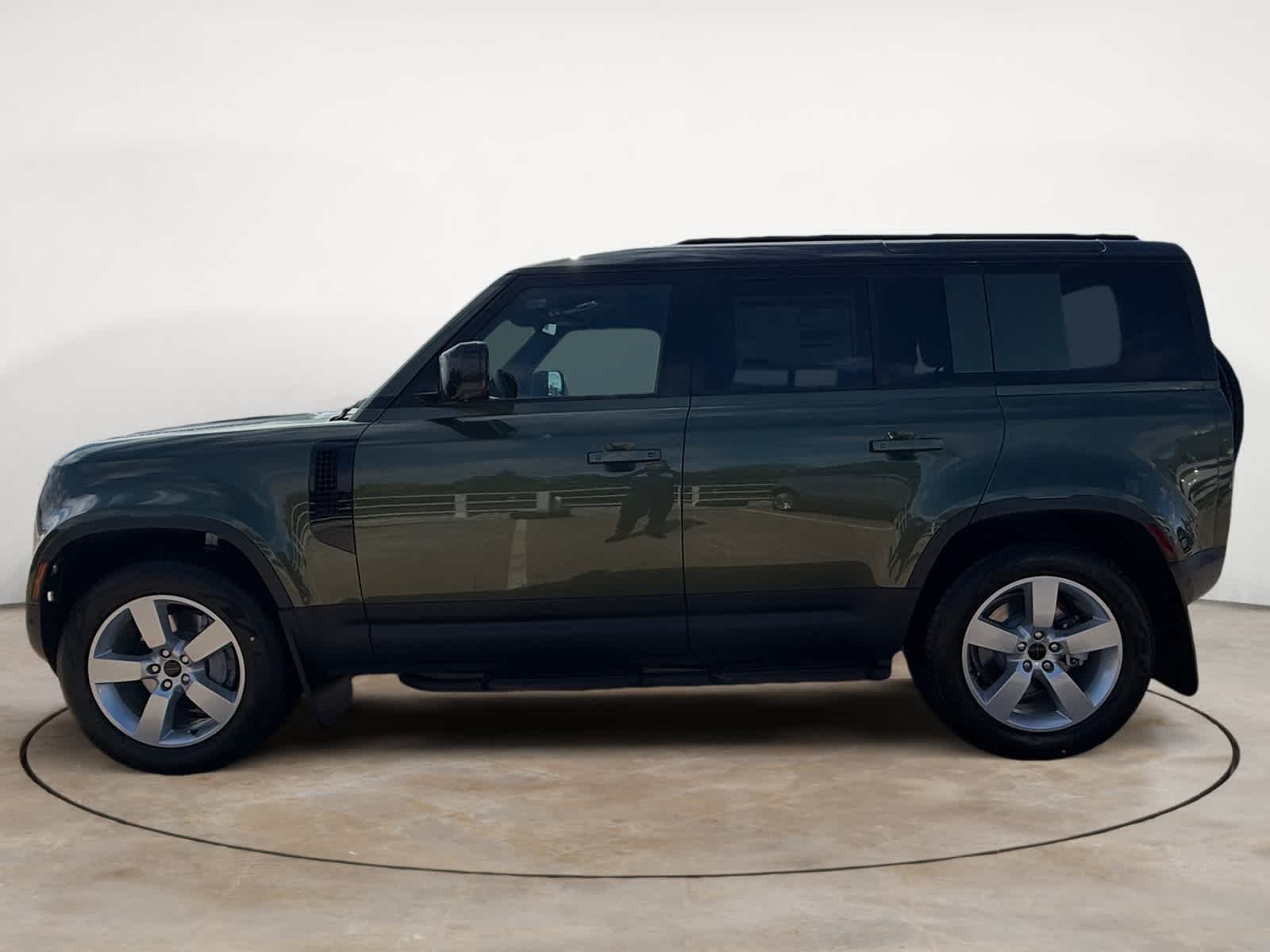 New 2026 Woolstone Green LAND ROVER S image 2