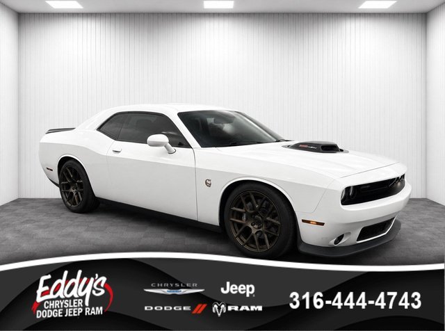 2016 Dodge Challenger 392 Hemi Scat Pack Shaker
