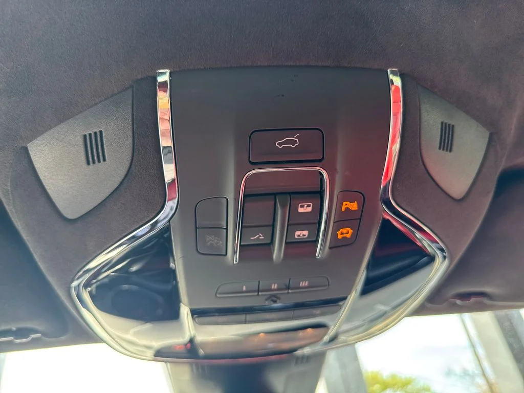 Used 2019  Maserati S GranLusso image 27