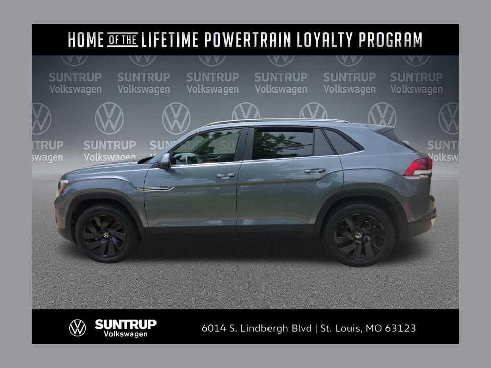 2025 Volkswagen Atlas Cross Sport 2.0T SE w/Tech's photo