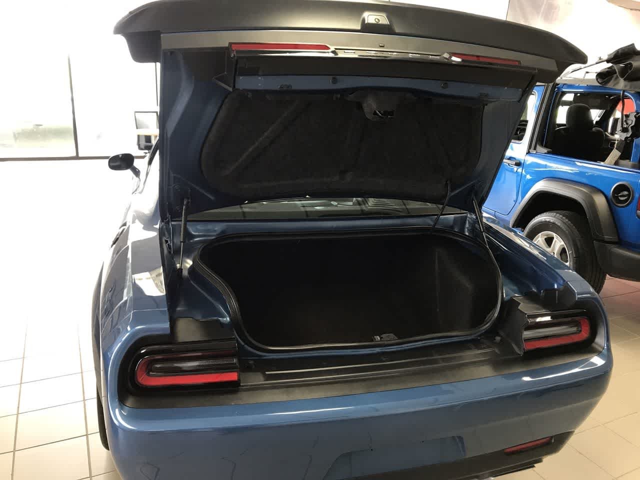 Used 2021 Frostbite Dodge R/T Scat Pack Widebody image 9